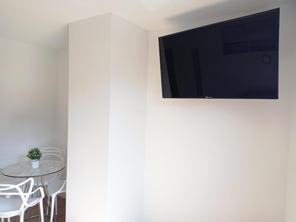 Apartamentos Hi Apartaments Santander 3000 Maliaño Exteriör bild